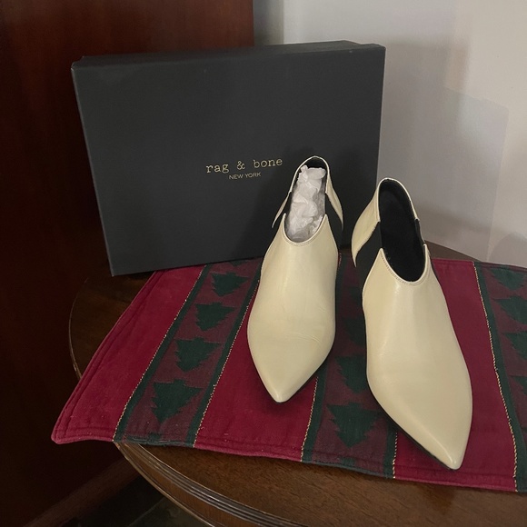 NWB RAG & BONE BOOTIES - Picture 1 of 4